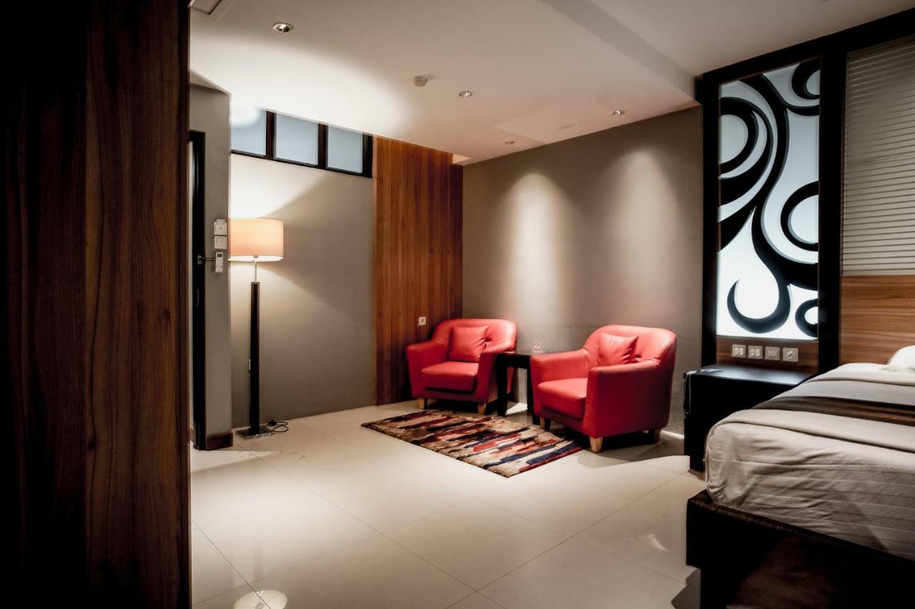 Hotel Asri Plaza Asia Tasikmalaya Ngoại thất bức ảnh