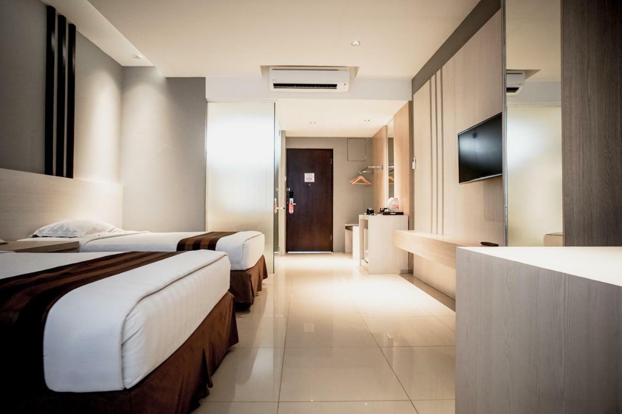 Hotel Asri Plaza Asia Tasikmalaya Ngoại thất bức ảnh